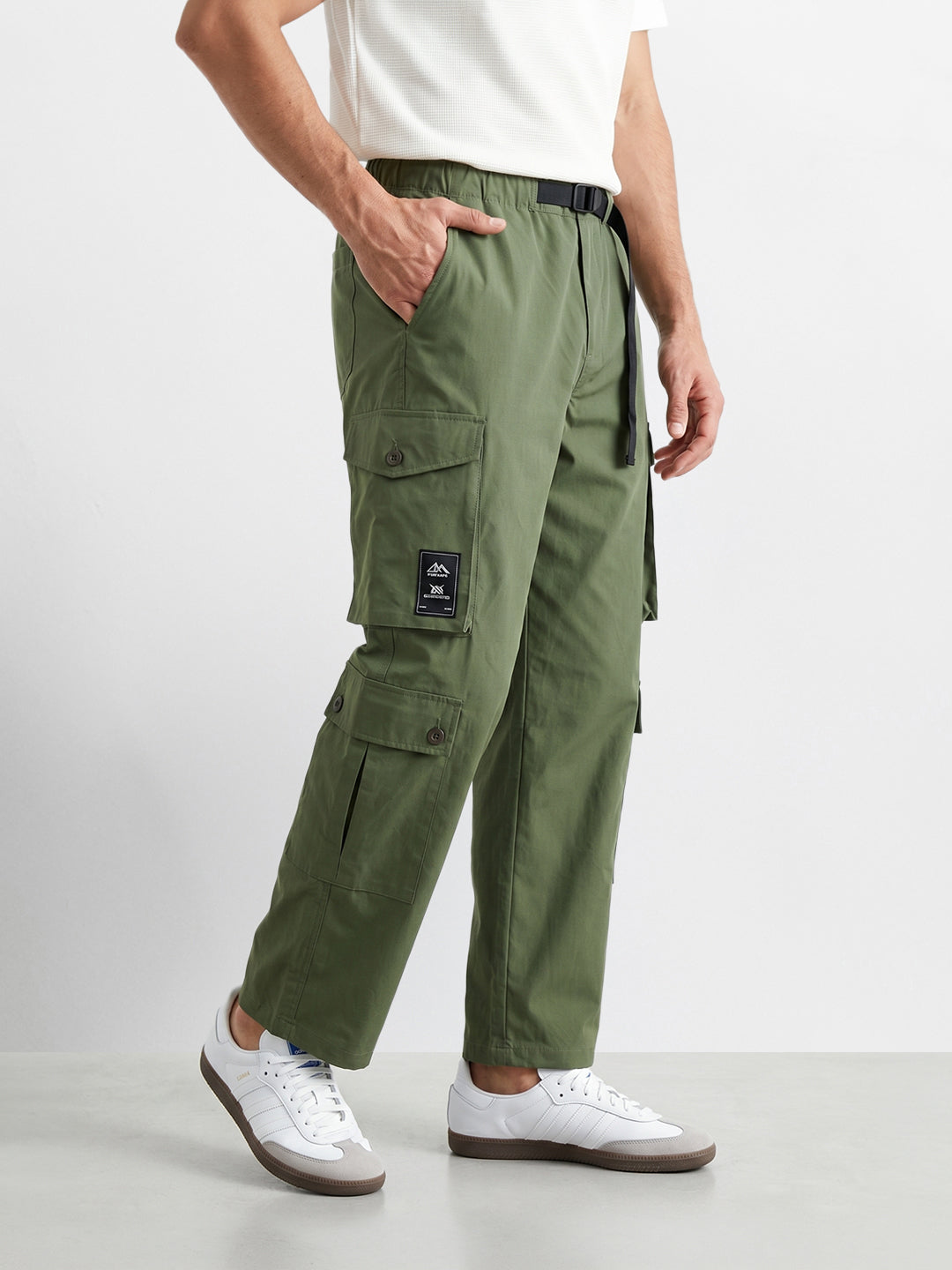Men's Green Relaxed Fit Textured Utility Cargo