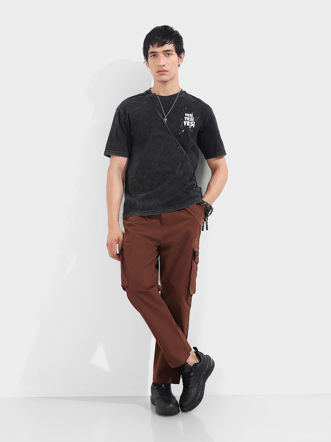 Men's Brown Relaxed Fit Textured Utility Joggers