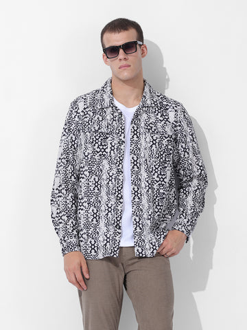 Men's Black White Regular Fit Printed Winter Shirt