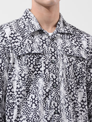 Men's Black White Regular Fit Printed Winter Shirt