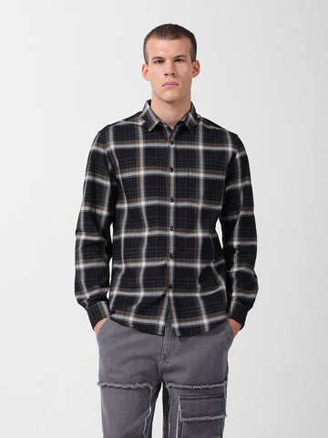 Men's Black Slim Fit Checked Casual Shirt