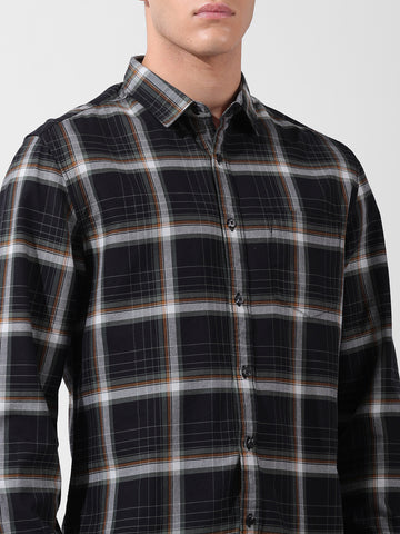 Men's Black Slim Fit Checked Casual Shirt