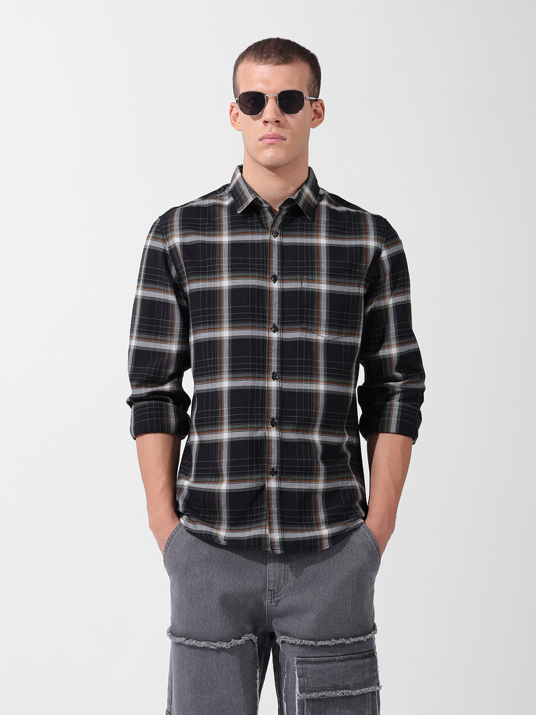 Men's Black Slim Fit Checked Casual Shirt