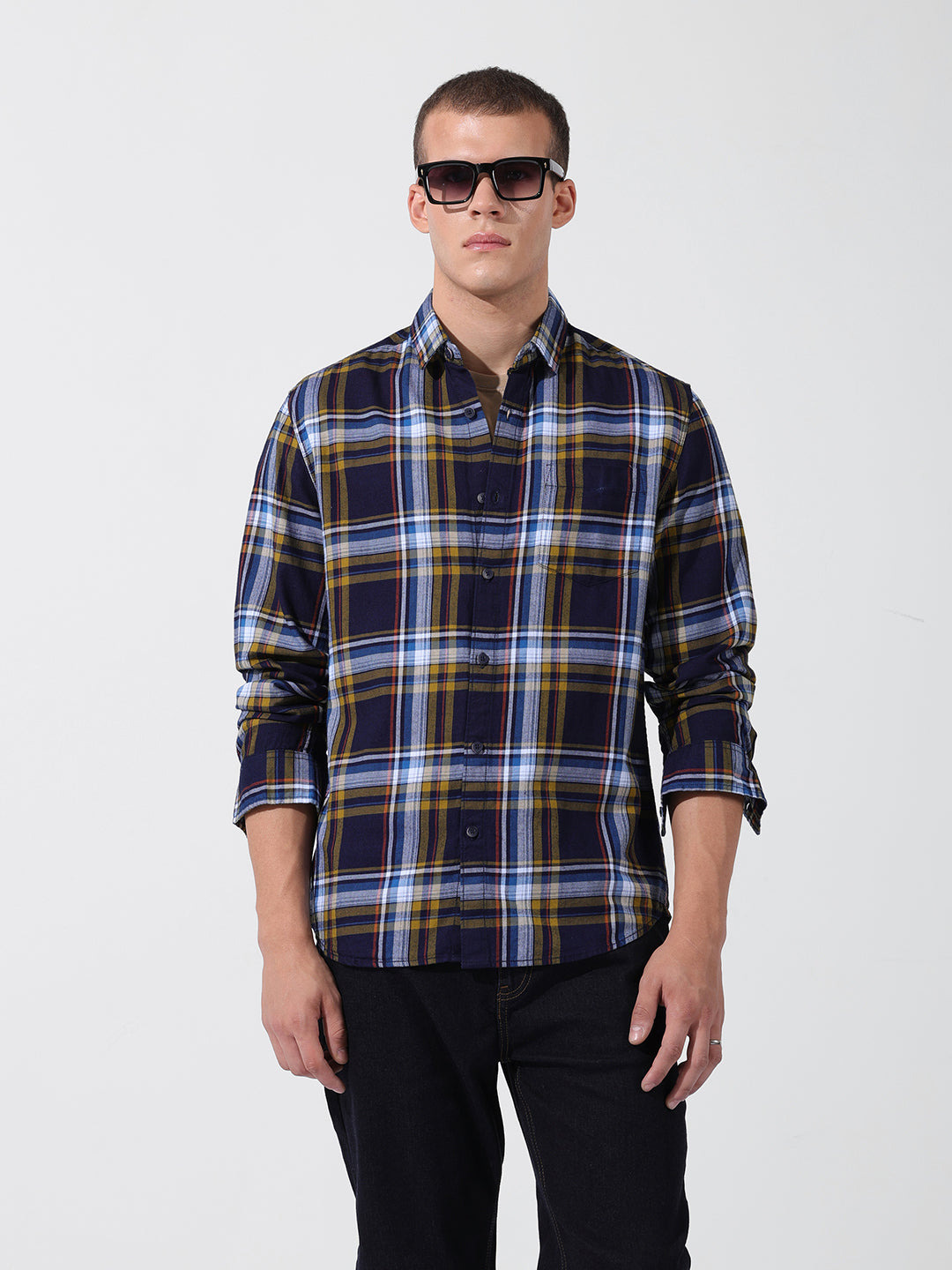 Men's Navy Blue Slim Fit Checked Casual Shirt