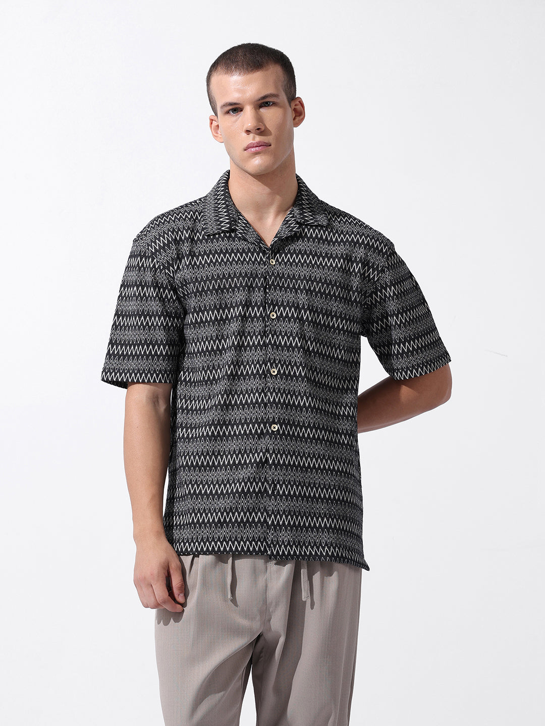 Men's Black Relaxed Fit Textured Textured Shirt
