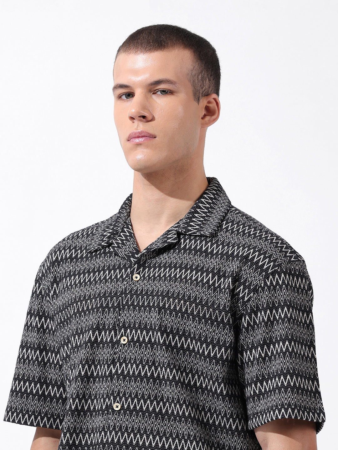 Men's Black Relaxed Fit Textured Textured Shirt