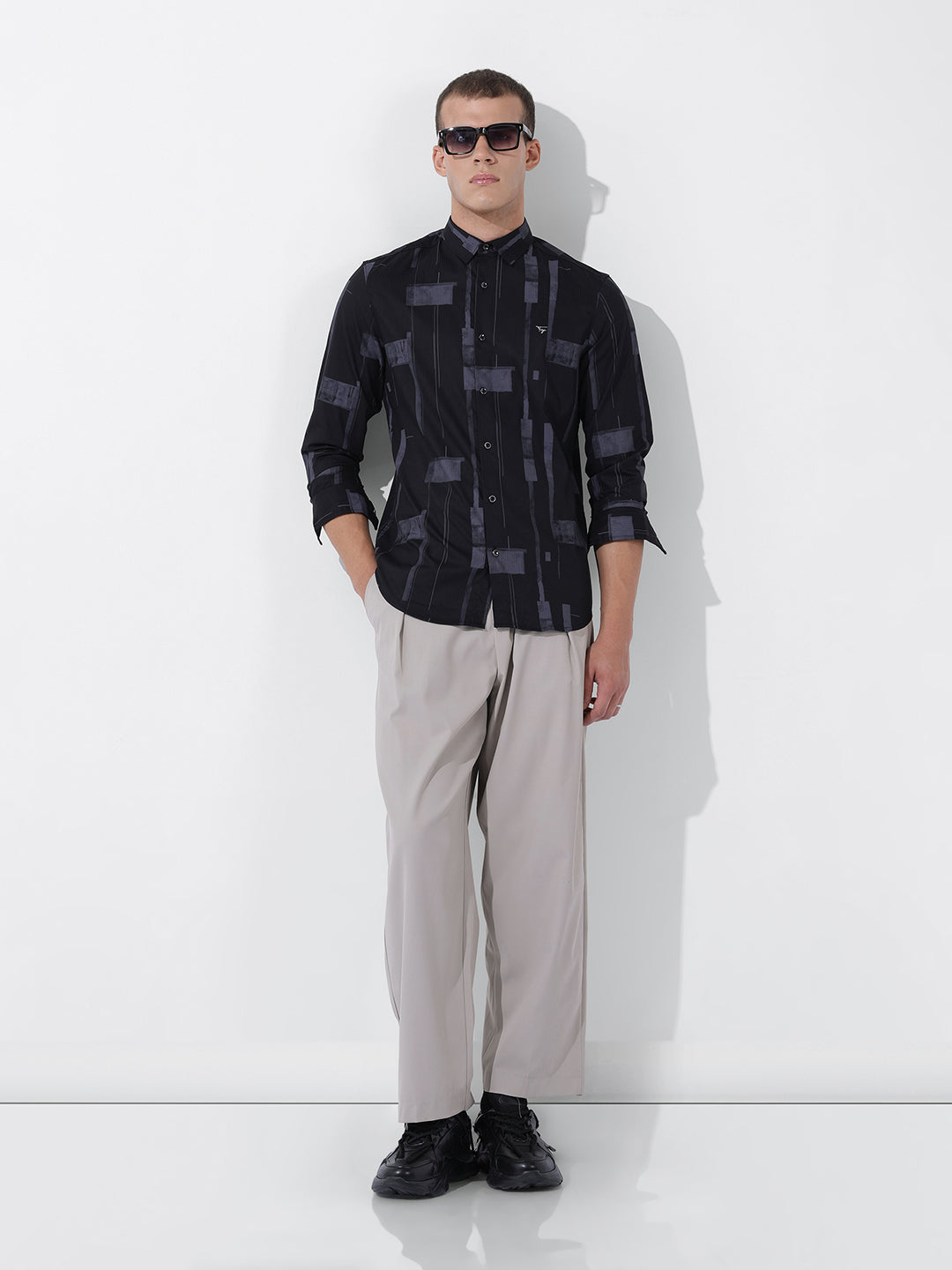 Men's Black Slim Fit Printed Party Wear Shirt