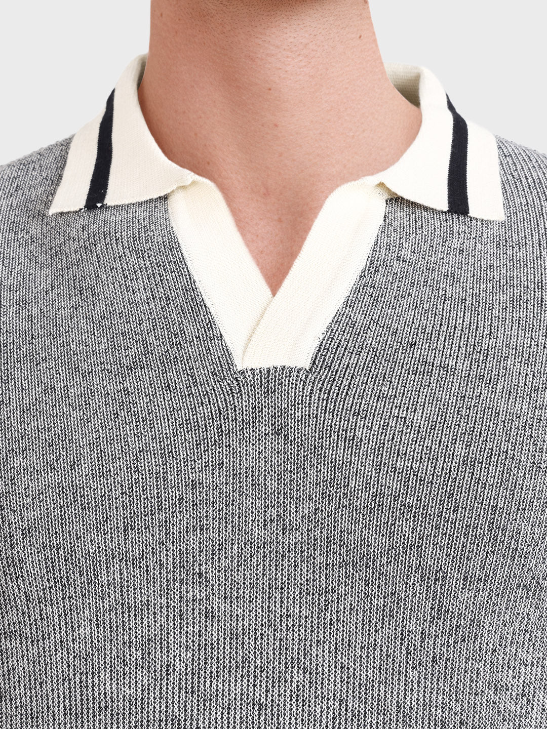 Men's Grey Slim Fit Solid Flat Knit Polo T-Shirt