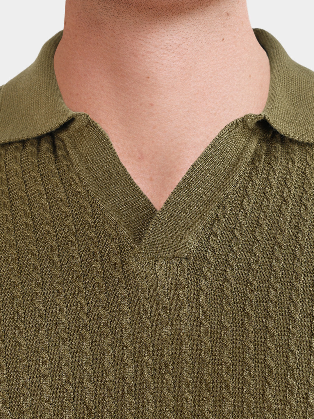 Men's Green Slim Fit Solid Casual T-Shirts