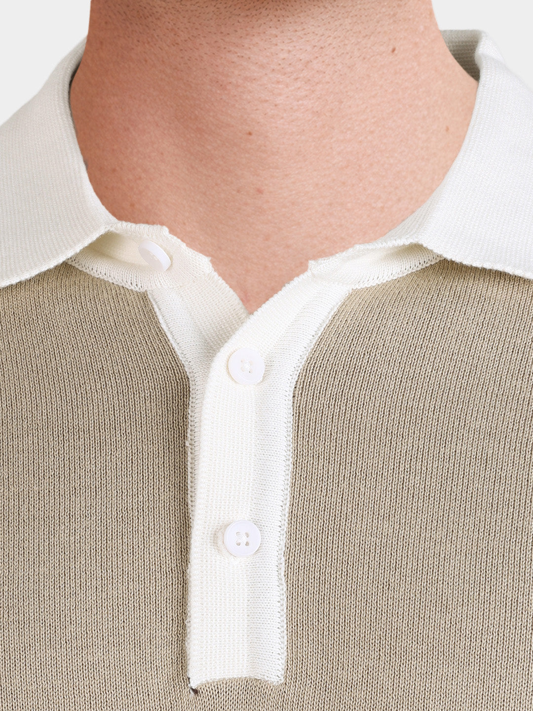 Men's Beige Slim Fit Solid Casual T-Shirt