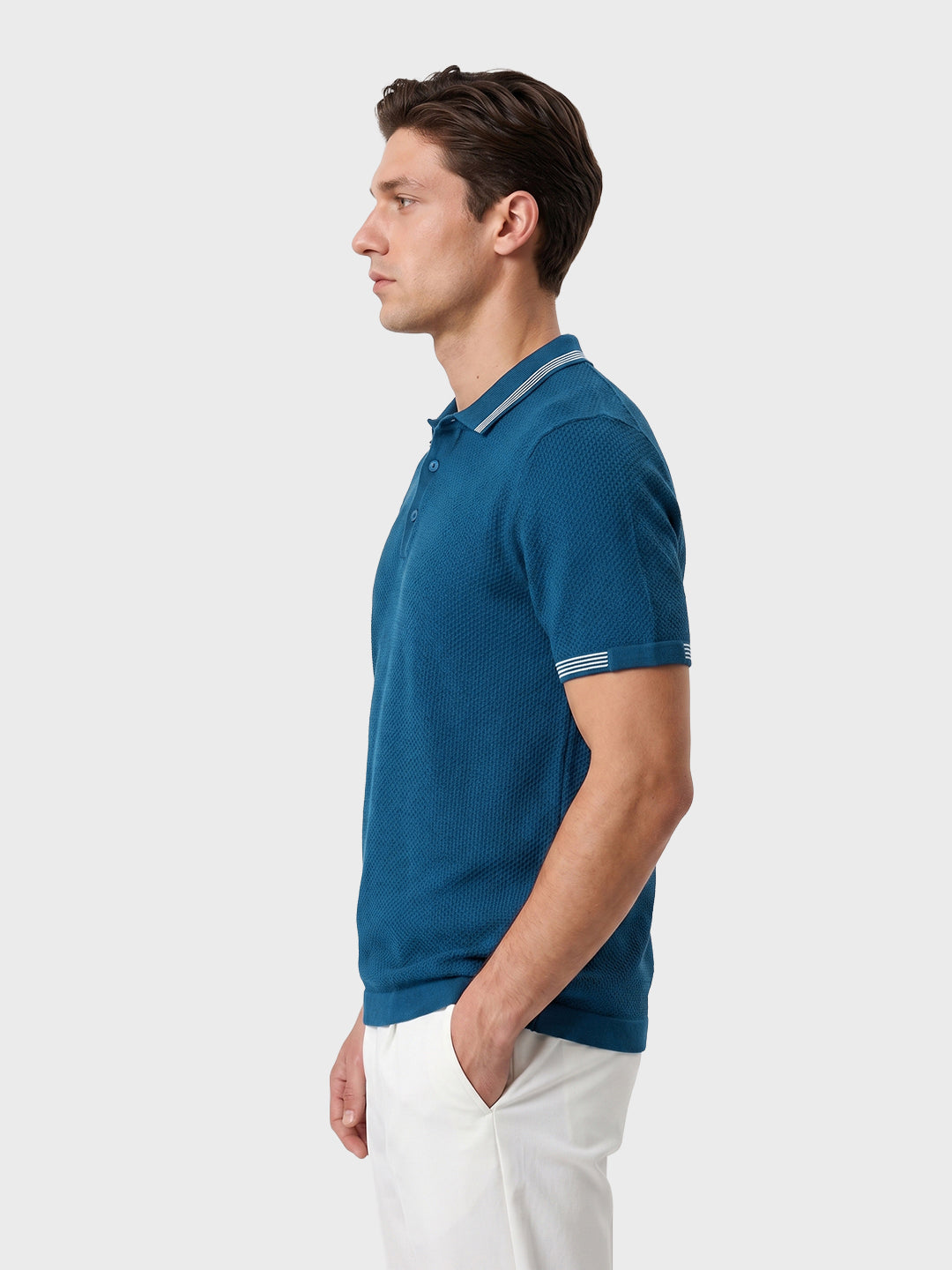 Men's Blue Slim Fit Solid Casual T-Shirt