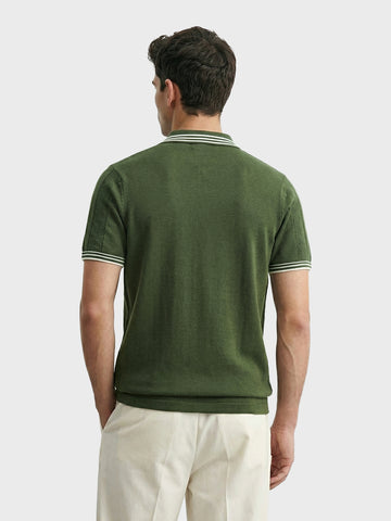 Men's Green Slim Fit Solid Casual Polo T-Shirt
