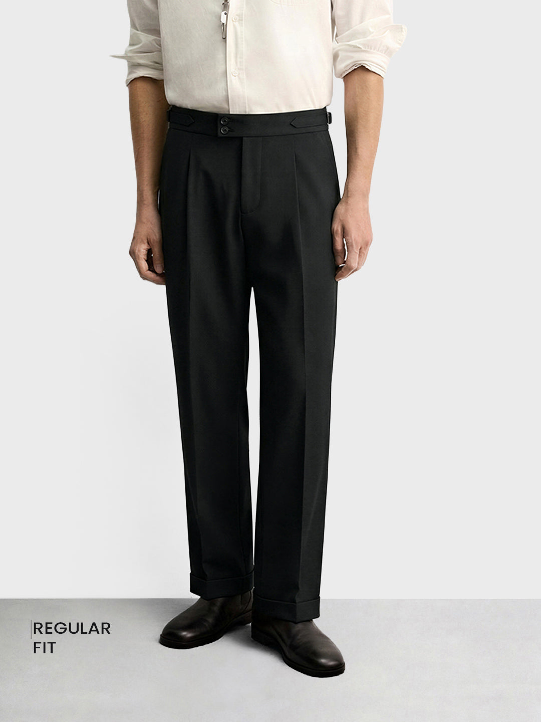 Men's Khaki Regular Fit Solid Casual Trousers