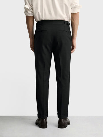 Men's Black Regular Fit Solid Casual Trousers