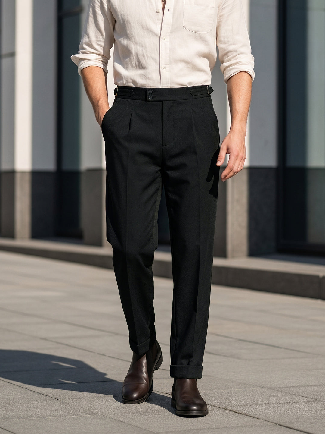Men's Black Regular Fit Solid Casual Trousers