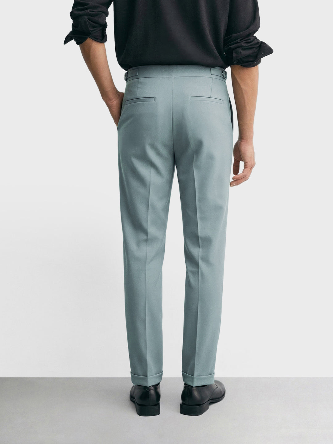 Men's Green Regular Fit Solid Casual Trousers