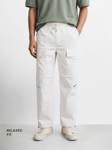Men's White Relaxed Fit Solid Utility Joggers