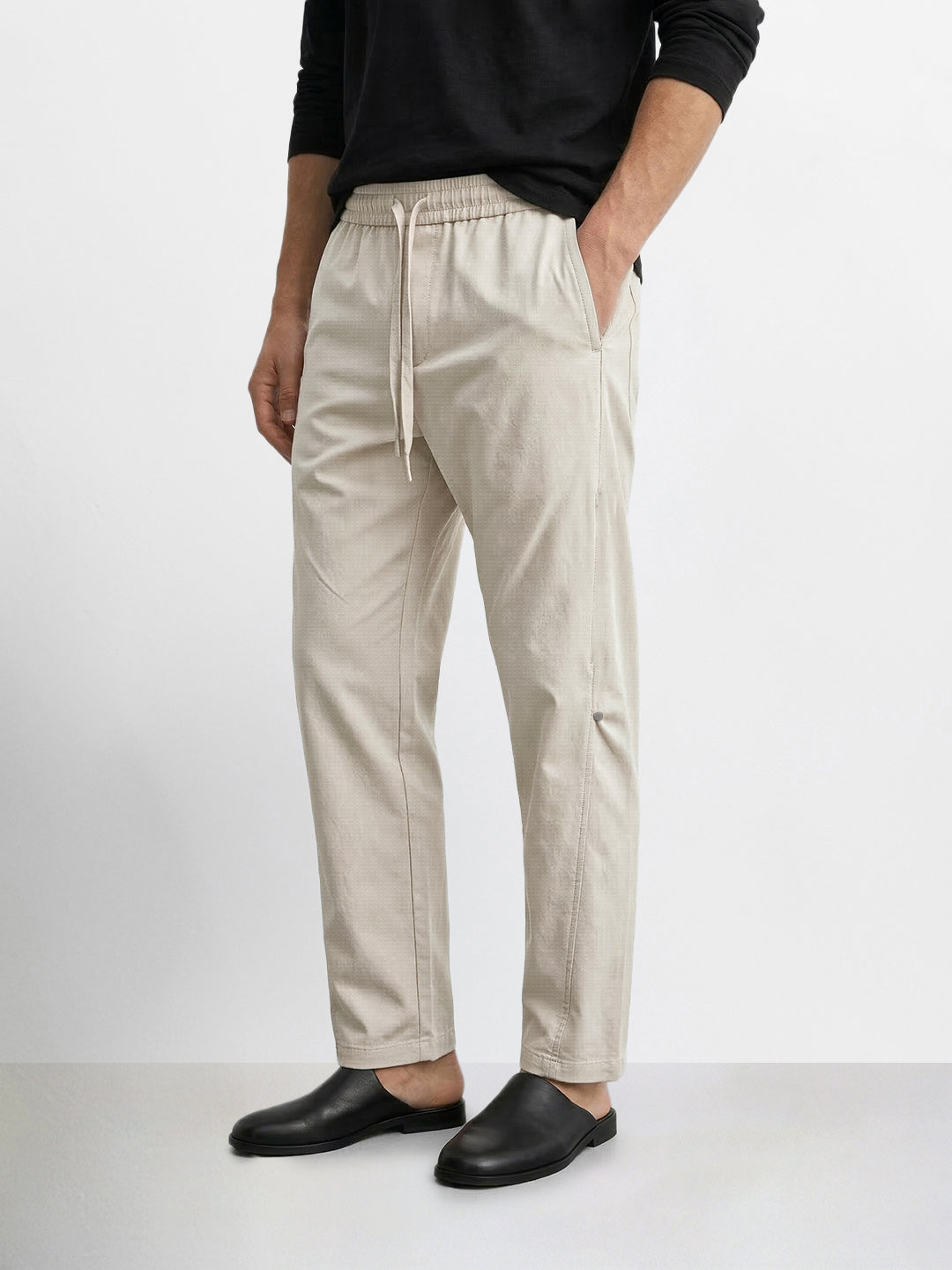 Men's Beige Relaxed Fit Solid Utility Joggers
