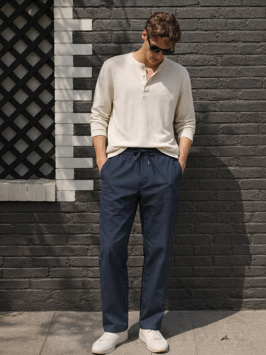 Men's Navy Blue Relaxed Fit Solid Utility Joggers