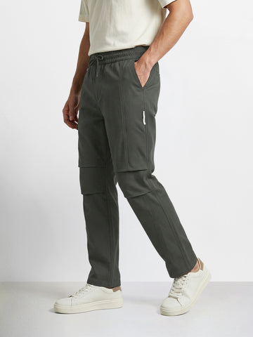 Men's Green Relaxed Fit Solid Utility Joggers