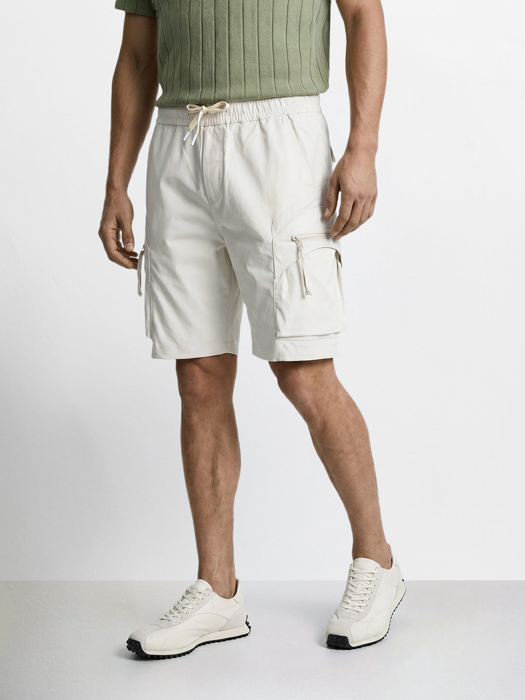 Men's White Relaxed Fit Solid Utility Shorts