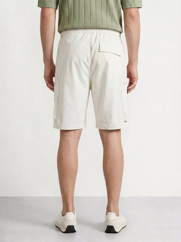 Men's White Relaxed Fit Solid Utility Shorts