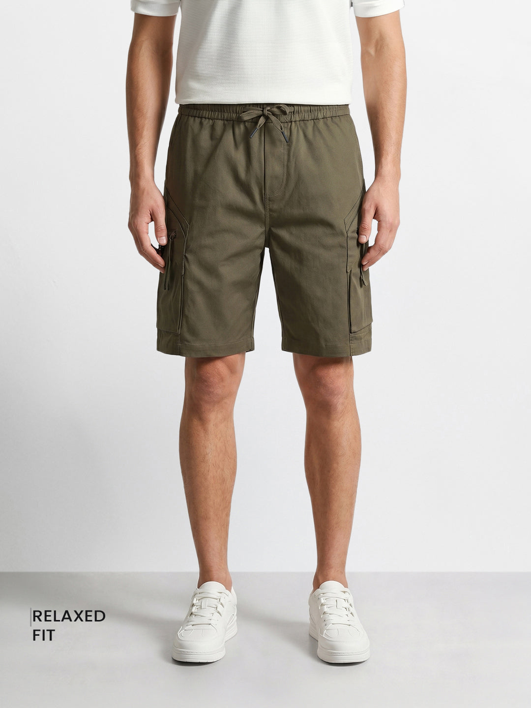 Men's Green Relaxed Fit Solid Utility Shorts