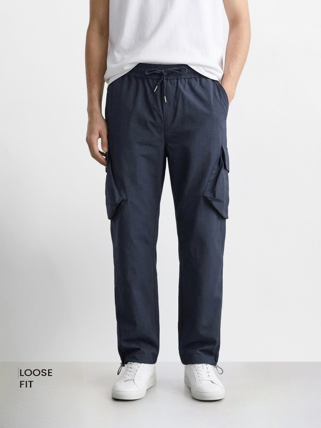 Men's Navy Blue Loose Fit Solid Utility Cargo