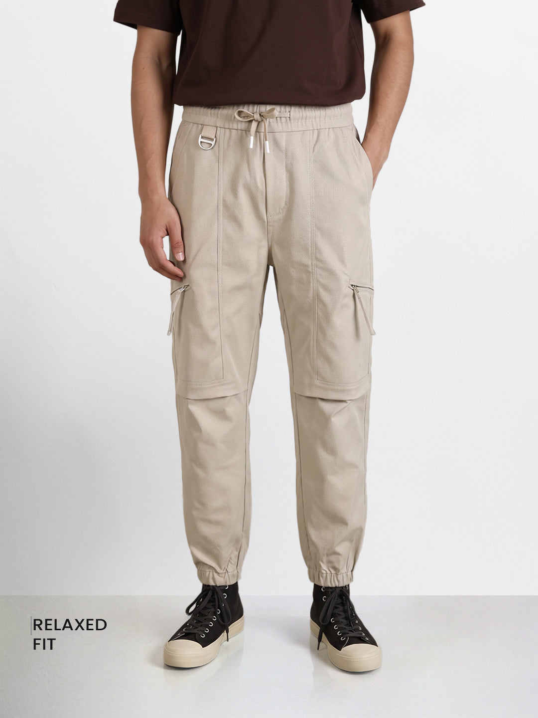Men's White Relaxed Fit Solid Utility Joggers