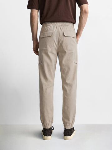 Men's White Relaxed Fit Solid Utility Joggers