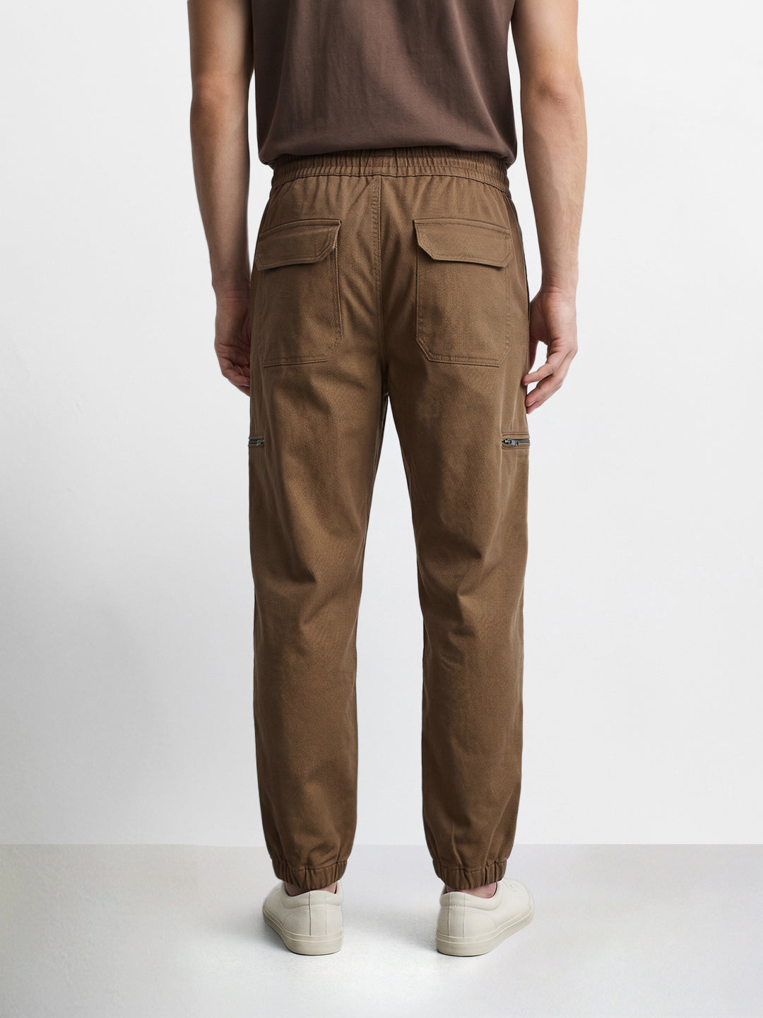 Men's Brown Relaxed Fit Solid Utility Joggers Joggers