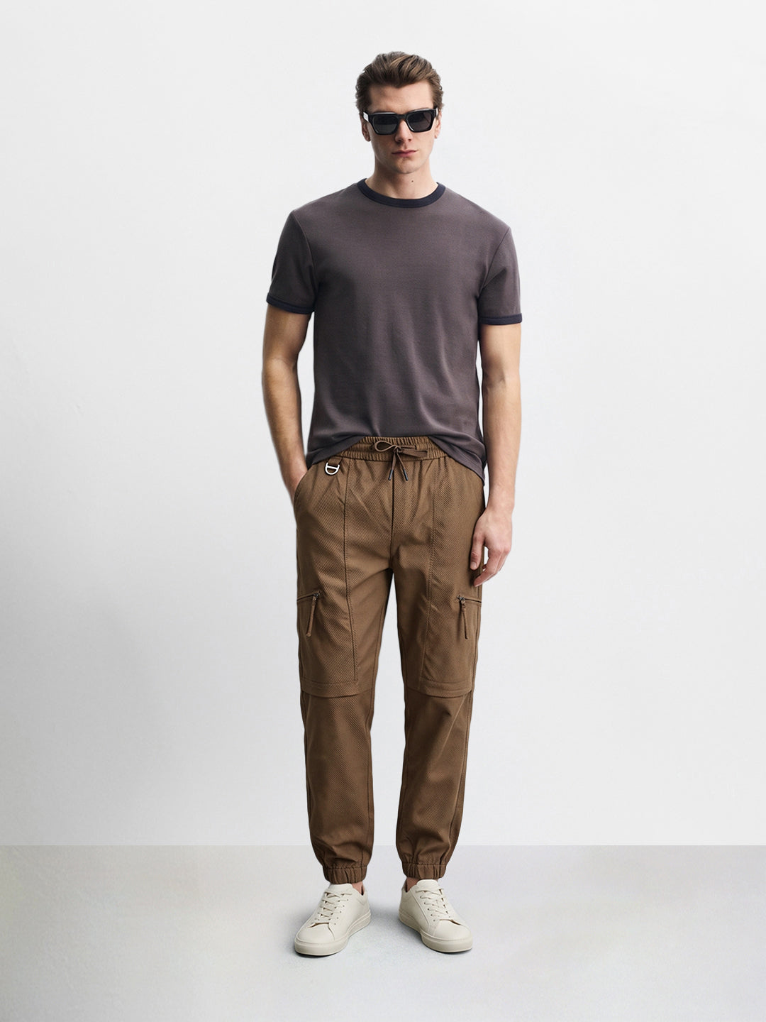 Men's Brown Relaxed Fit Solid Utility Joggers Joggers