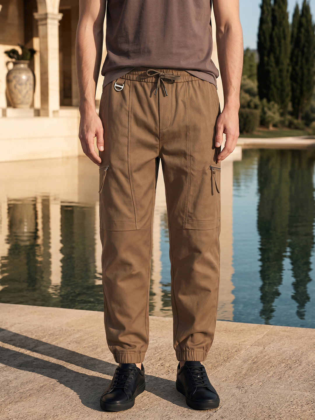 Men's Brown Relaxed Fit Solid Utility Joggers Joggers