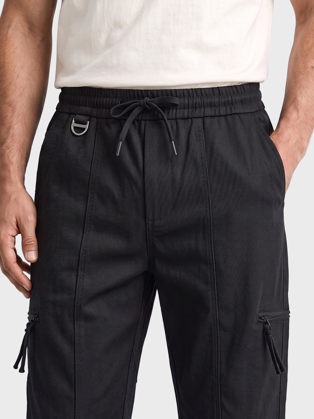 Men's Black Relaxed Fit Solid Utility Joggers