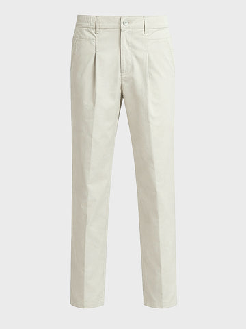 Men's Beige Relaxed Fit Solid Casual Trousers