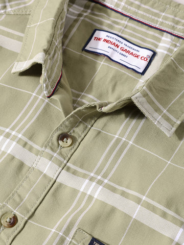 Men's Green Slim Fit Checked Casual Shirt