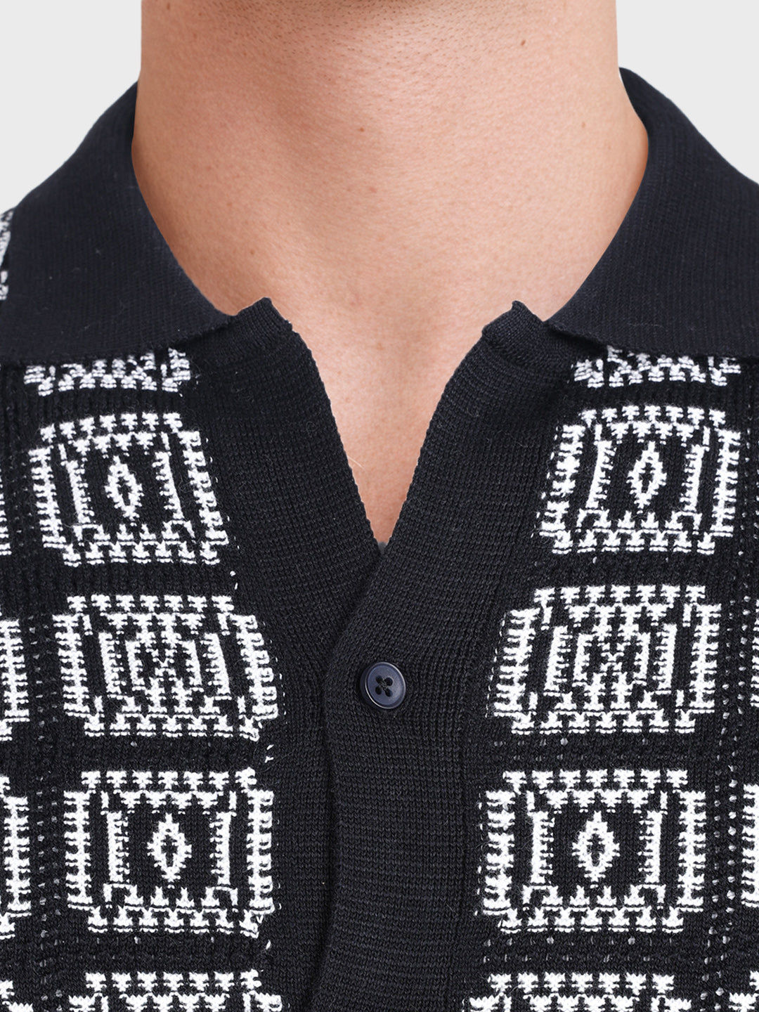 Men's Black Slim Fit Textured Casual Shirt
