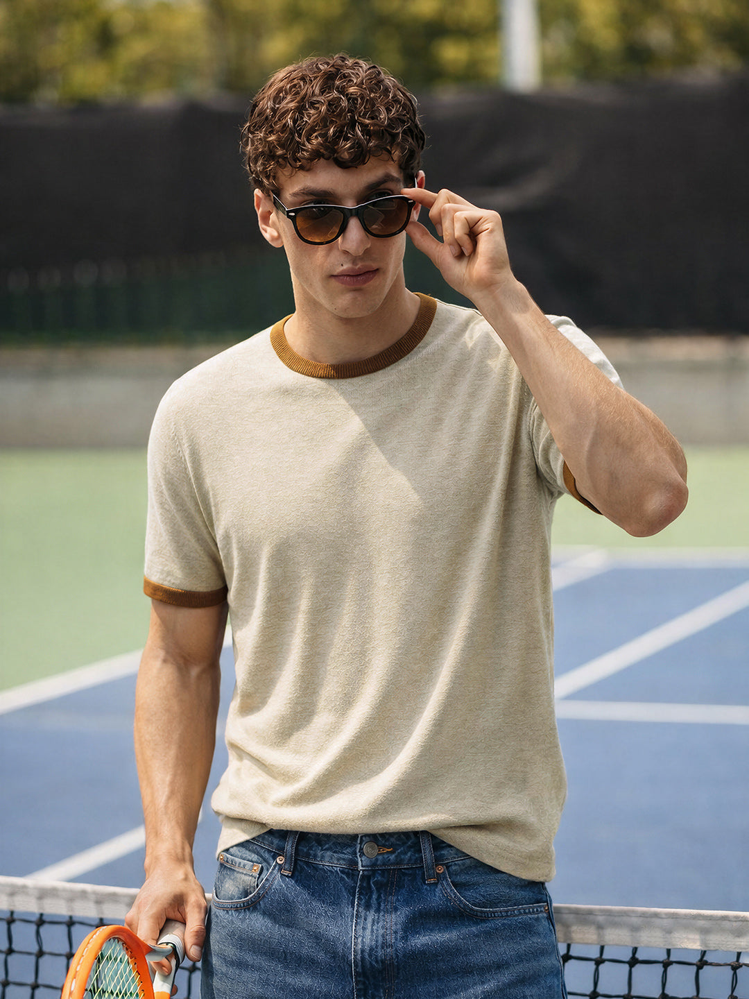Men's Beige Slim Fit Solid Casual T-Shirt
