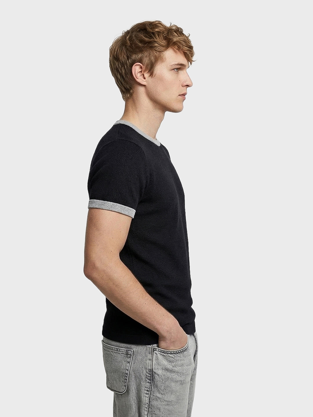 Men's Black Slim Fit Solid Casual T-Shirt