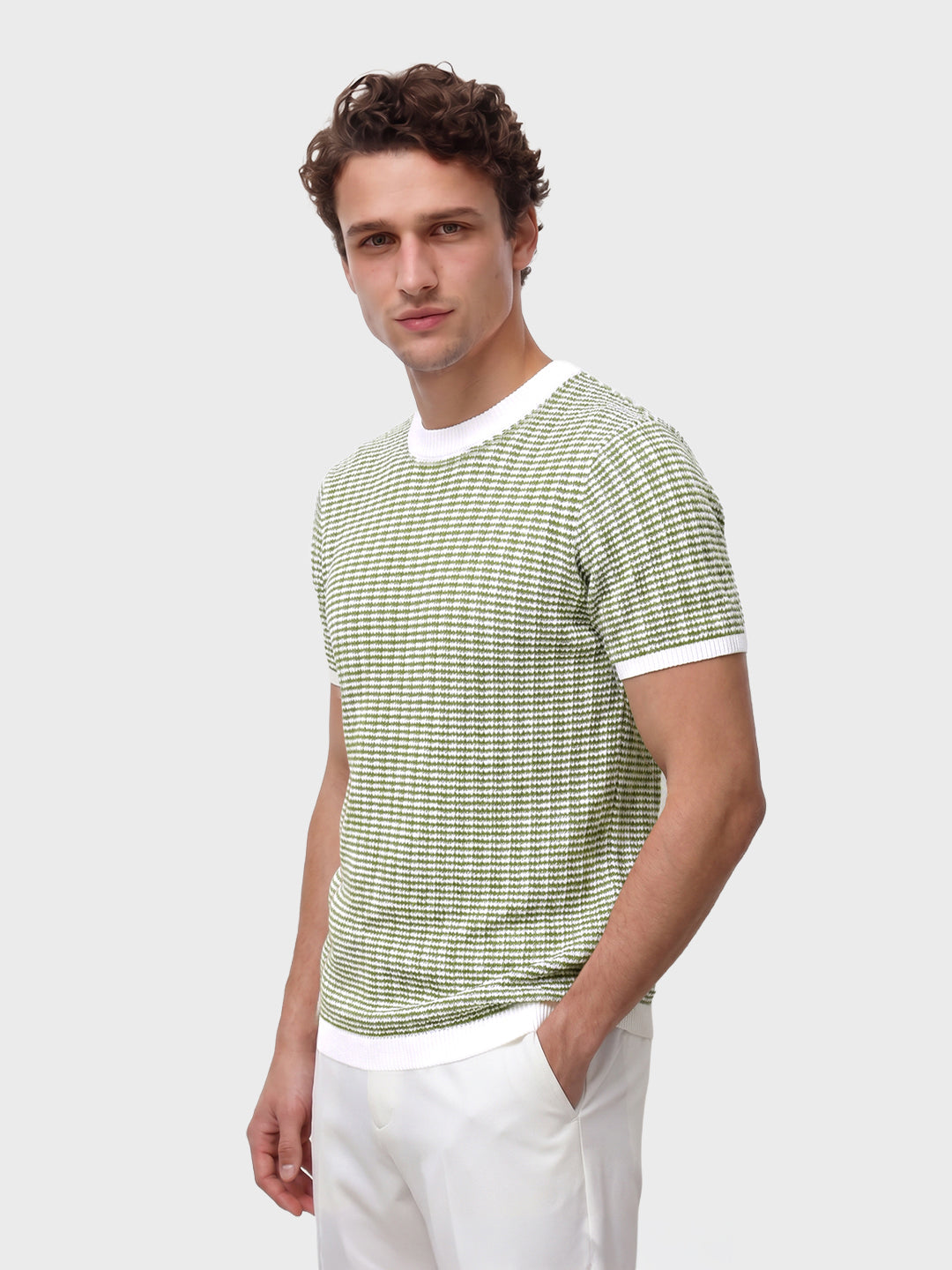 Men's Green Slim Fit Solid Casual T-Shirt