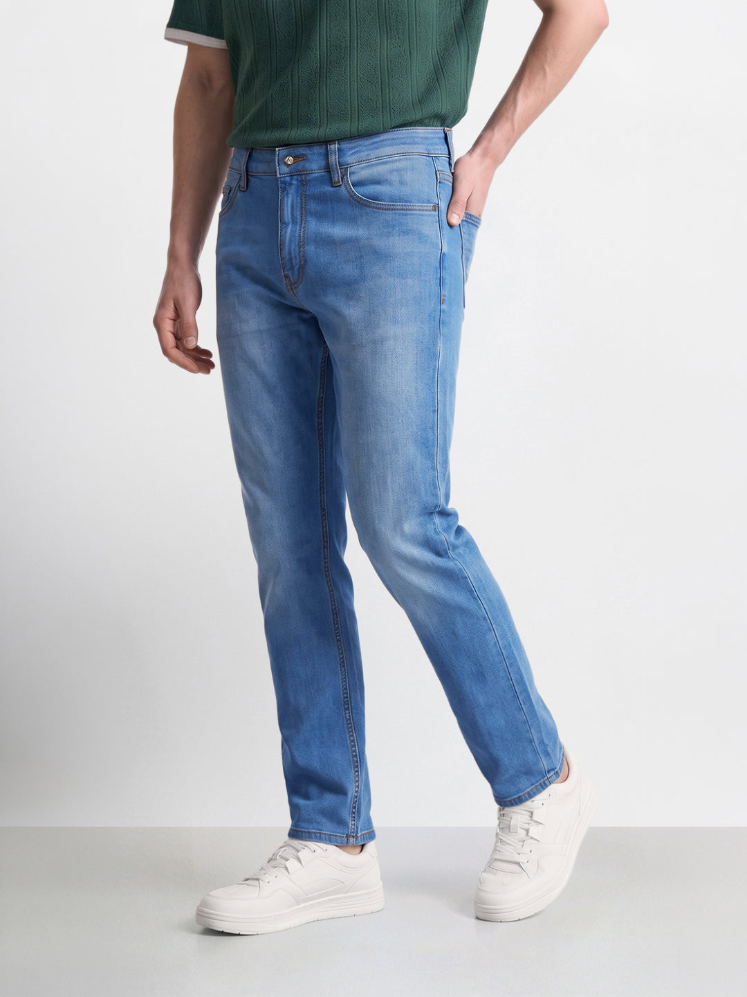 Men's Blue Regular Straight Fit Solid Casual Jeans