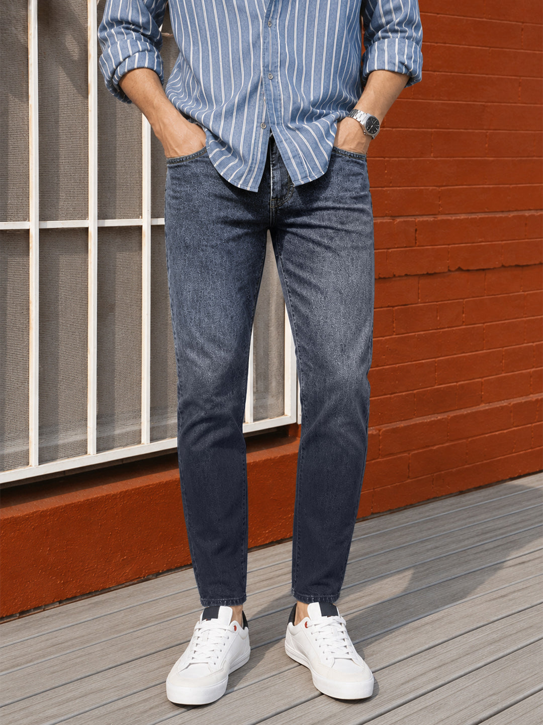 Men's Ice Blue Slim Fit Solid Casual Jeans