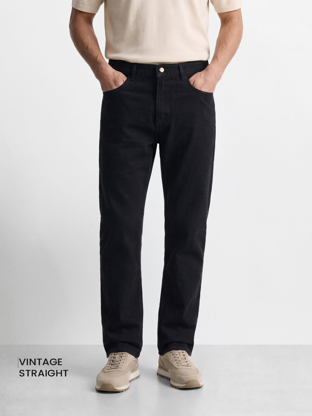 Men's Black Vintage Straight Fit Solid Casual Jeans