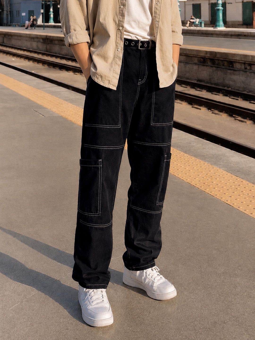 Men's Black Dad Fit Solid Utility Jeans