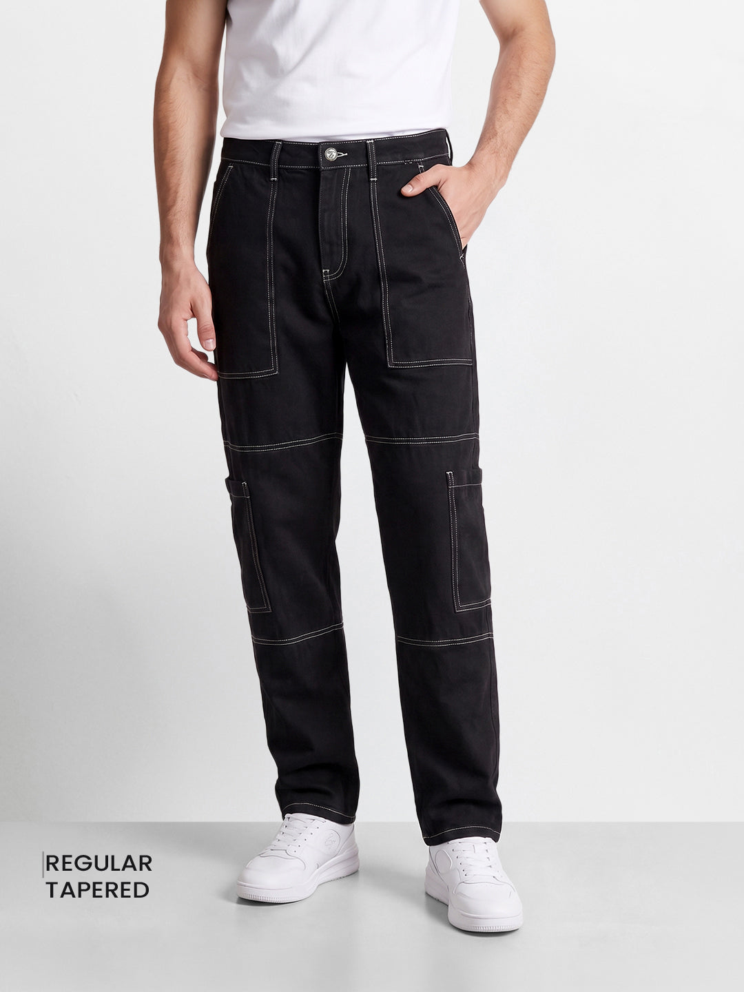 Men's Black Relaxed Fit Solid Casual Jeans