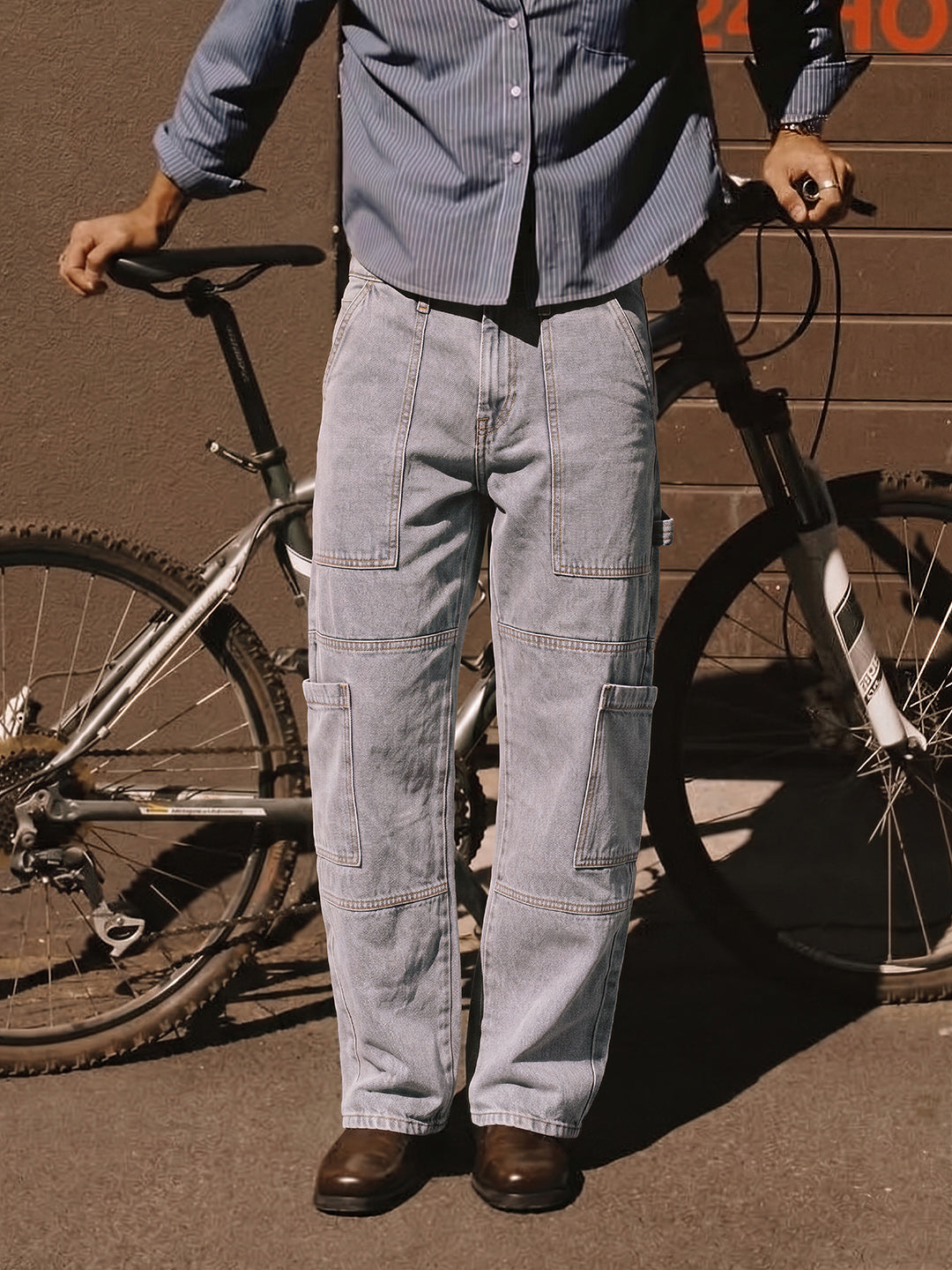 Men's Grey Dad Fit Solid Utility Jeans