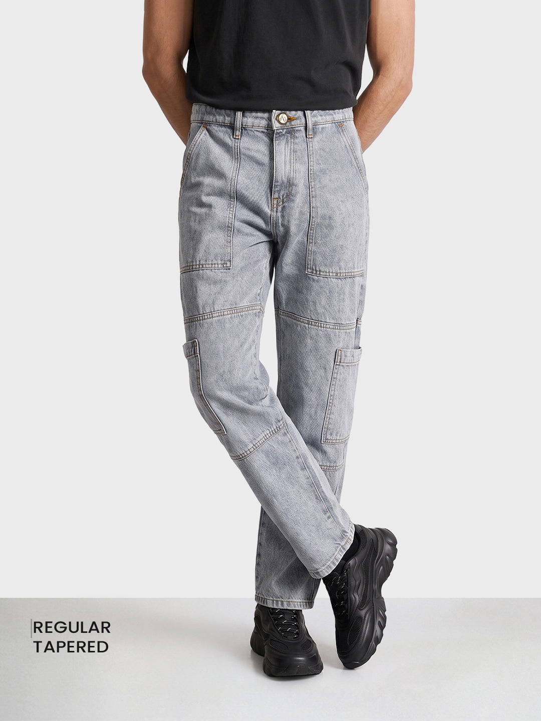 Men's Grey Regular Tapered Fit Solid Utility Jeans