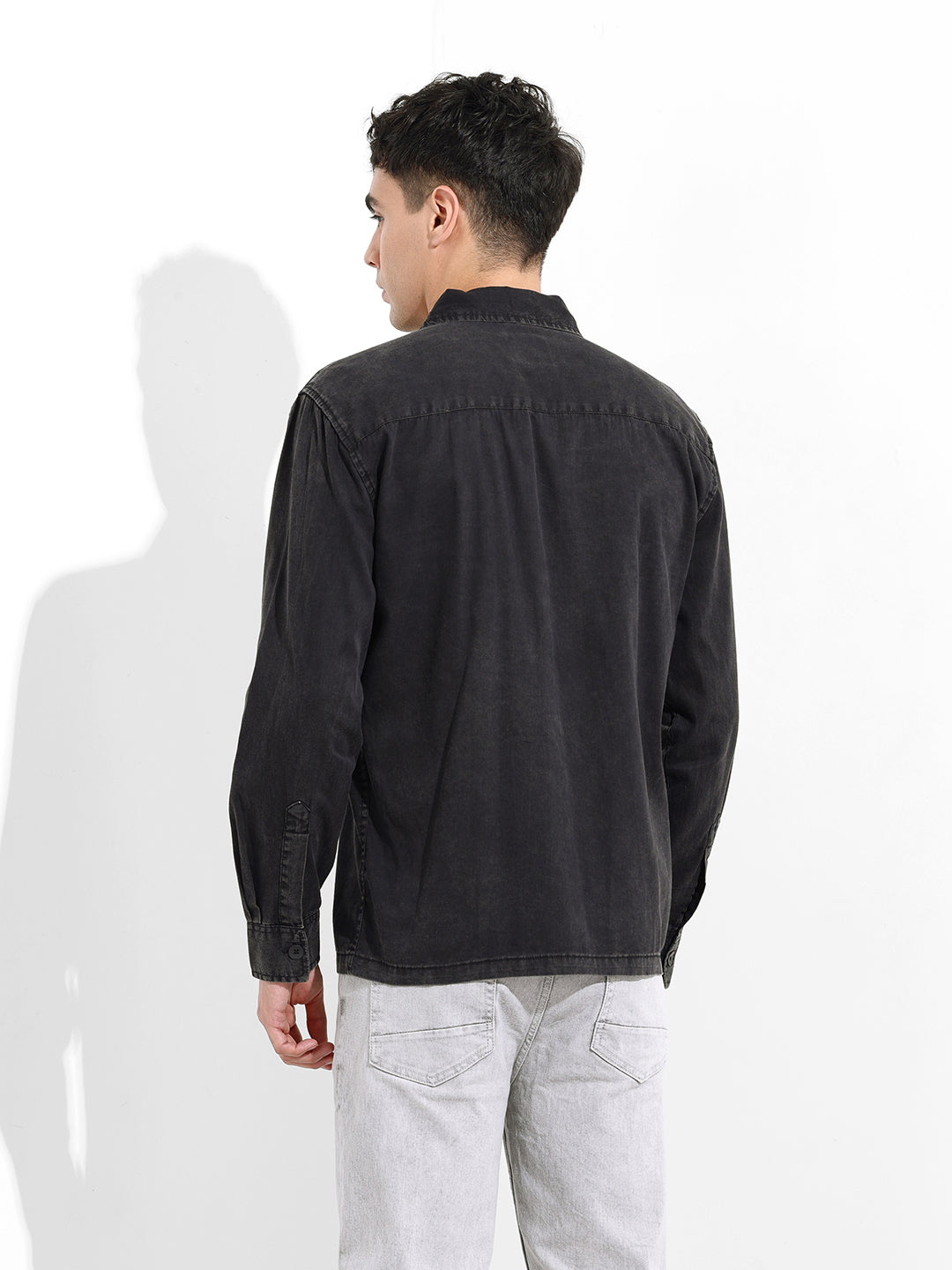 Men's Black Regular Fit Solid Vintage Shirt