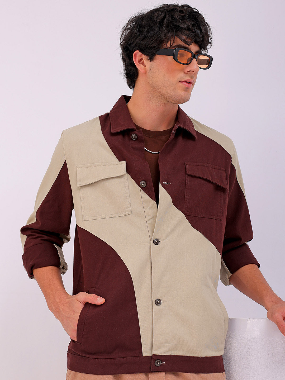 Shop Men's Colourblocked Regular Fit Overshirt Online.