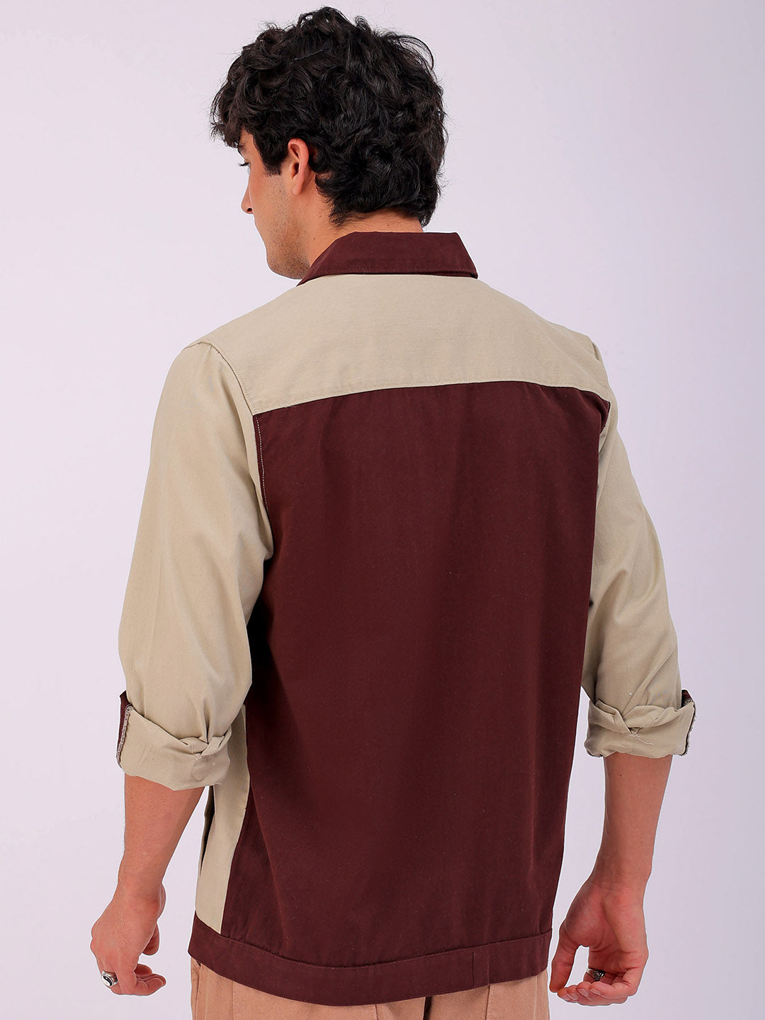 Shop Men's Colourblocked Regular Fit Overshirt Online.